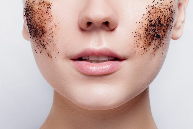 스크럽과 피부 감각을 이해하는 시간